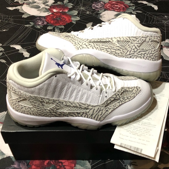 DS 2015 MEN'S NIKE AIR JORDAN 11 XI RETRO LOW